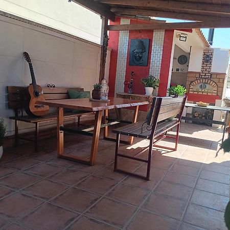 La Casa De Huespedes Puebla de Vallbona Exterior foto