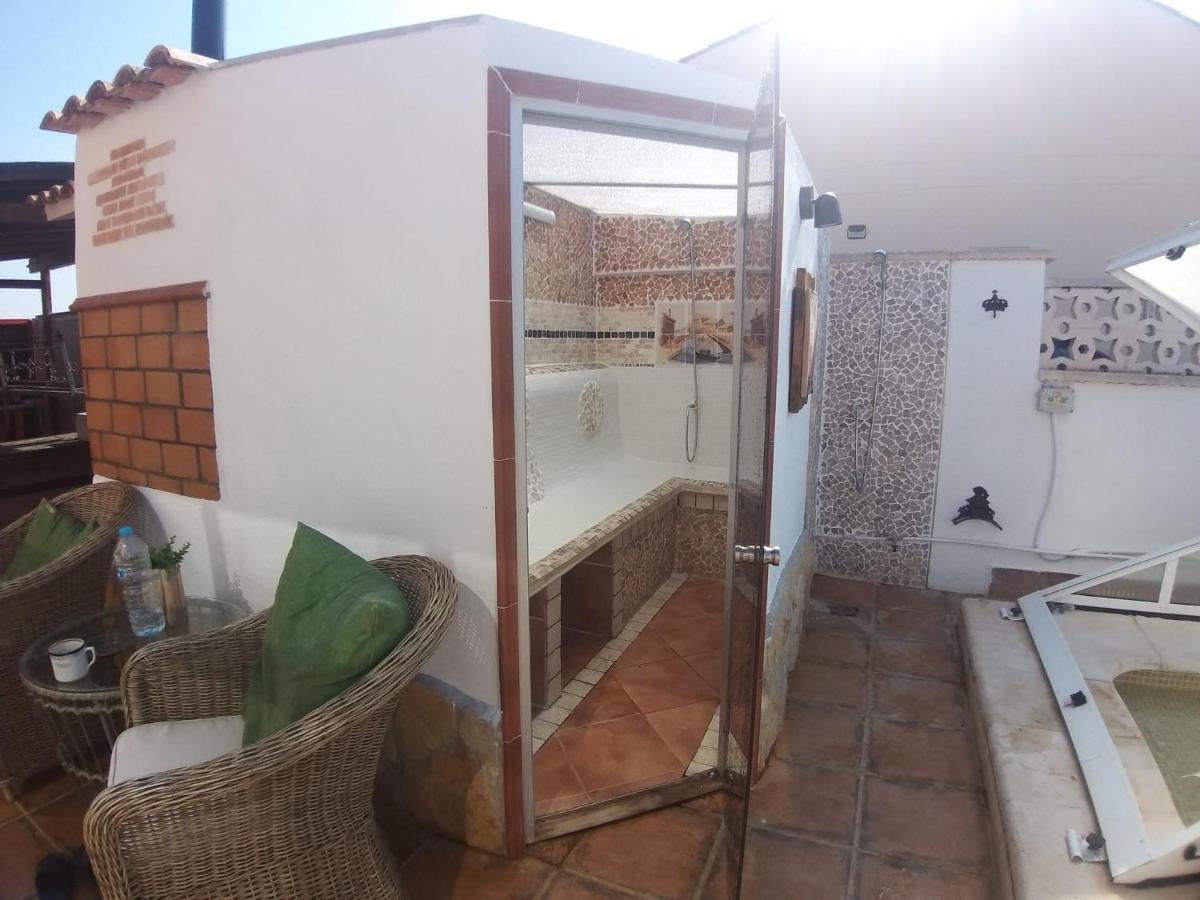 La Casa De Huespedes Puebla de Vallbona Exterior foto